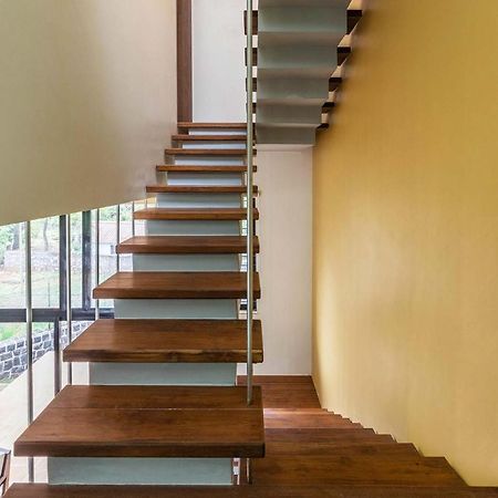 Villa Foresta By Stayvista With Modern Decor, Swimming Pool & Expansive Lawn For A Perfect Escape Лонавла Екстер'єр фото